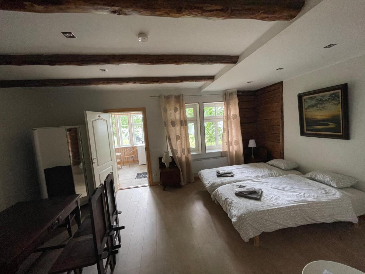 Haapsalu Guesthouse Bagian luar foto